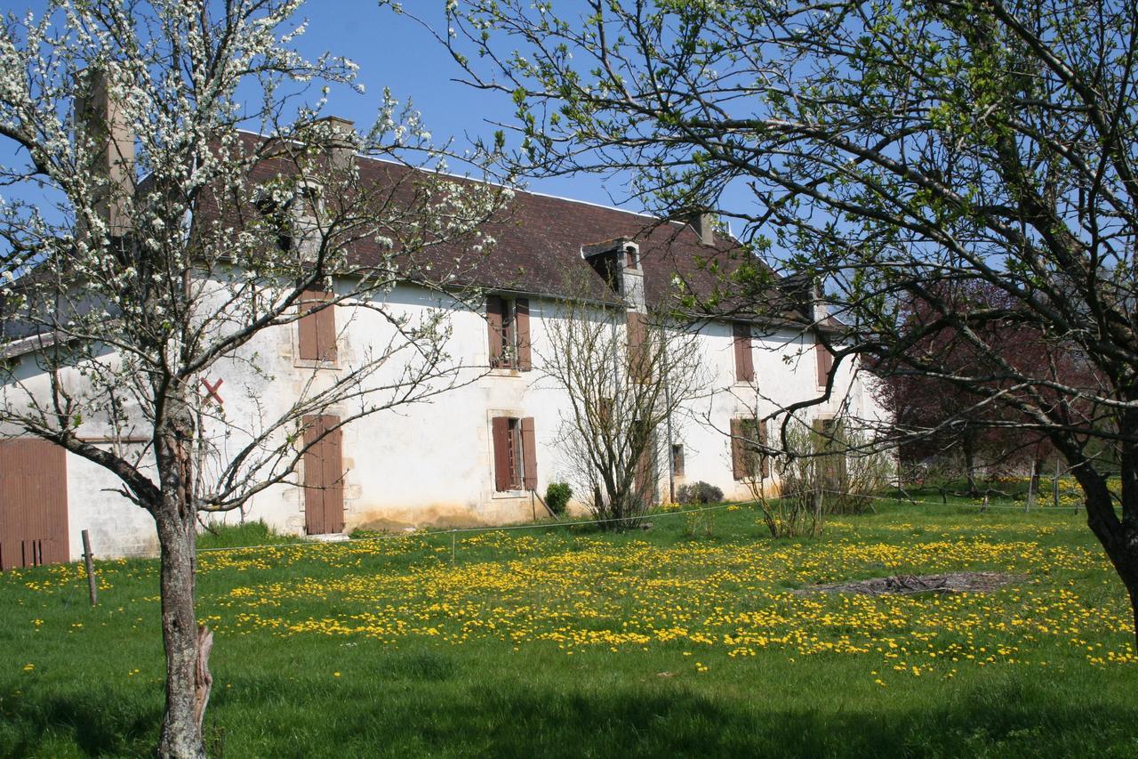 La Bastide de Courcelles Bed and Breakfast Gizay Exterior foto