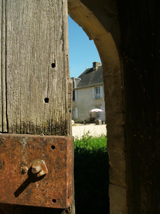 La Bastide de Courcelles Bed and Breakfast Gizay Exterior foto