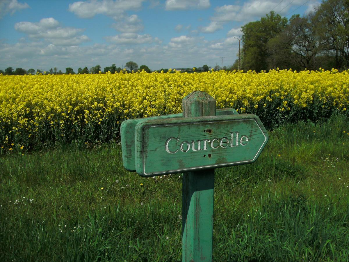 La Bastide de Courcelles Bed and Breakfast Gizay Exterior foto