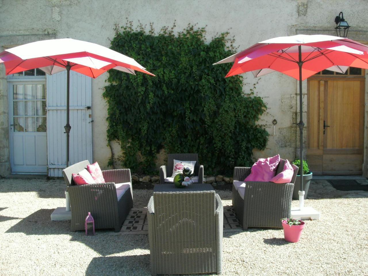 La Bastide de Courcelles Bed and Breakfast Gizay Exterior foto